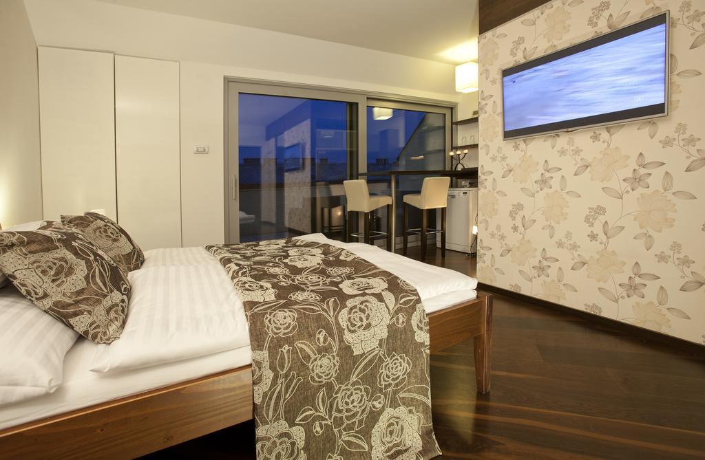 Parliament Penthouse Boutique B&B Budapest Szoba fotó