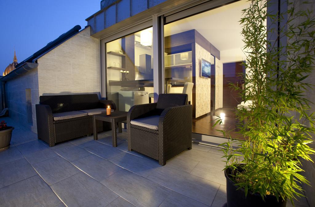 Parliament Penthouse Boutique B&B Budapest Szoba fotó